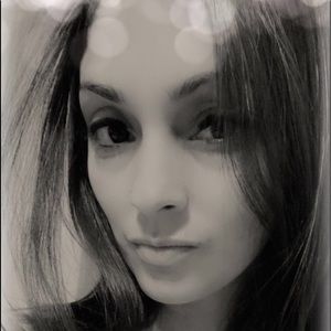 Meet your Posher, Yasmin